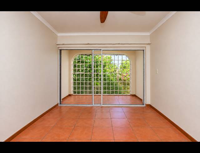 3 BEDROOM TOWNHOUSE FOR SALE IN GLENWOOD